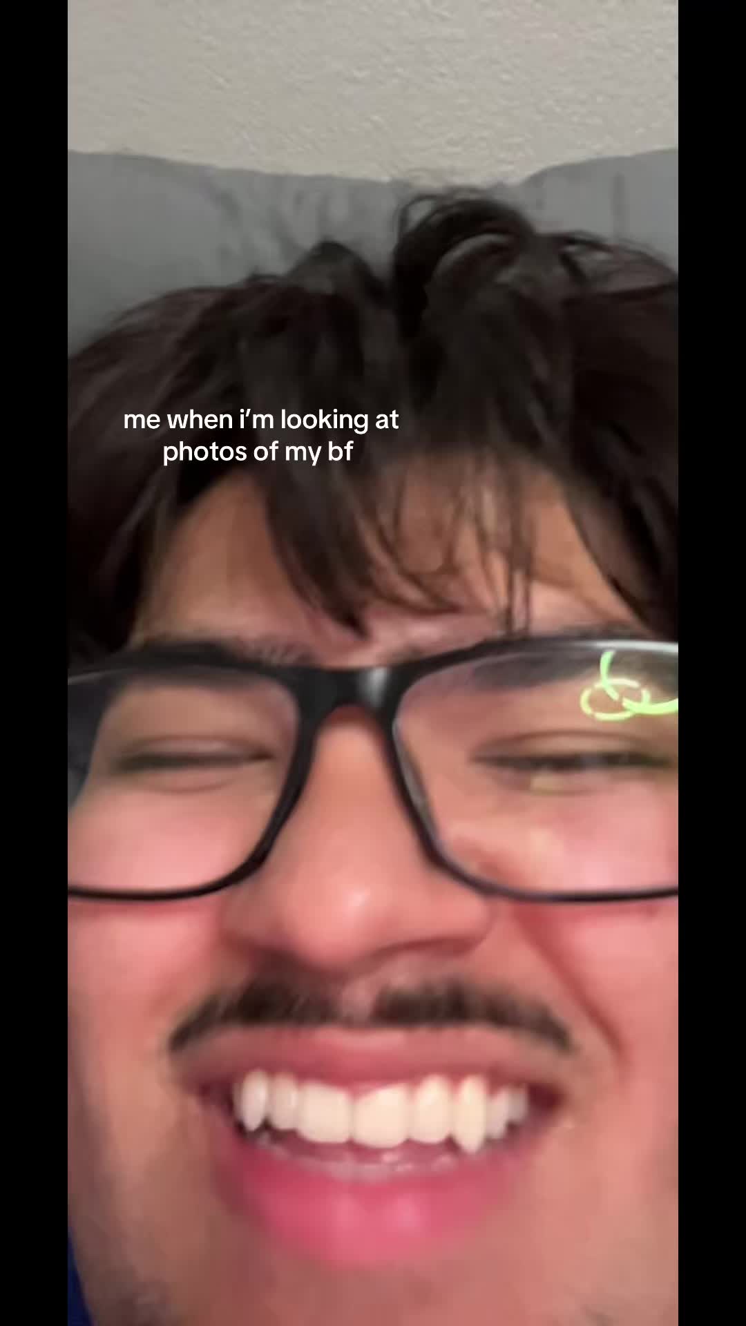 @️