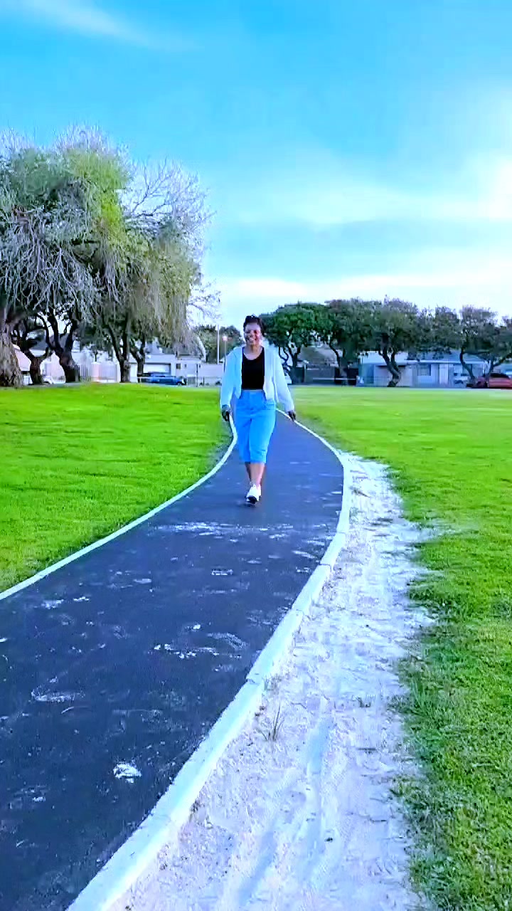 @D3bbi3 Ratti3