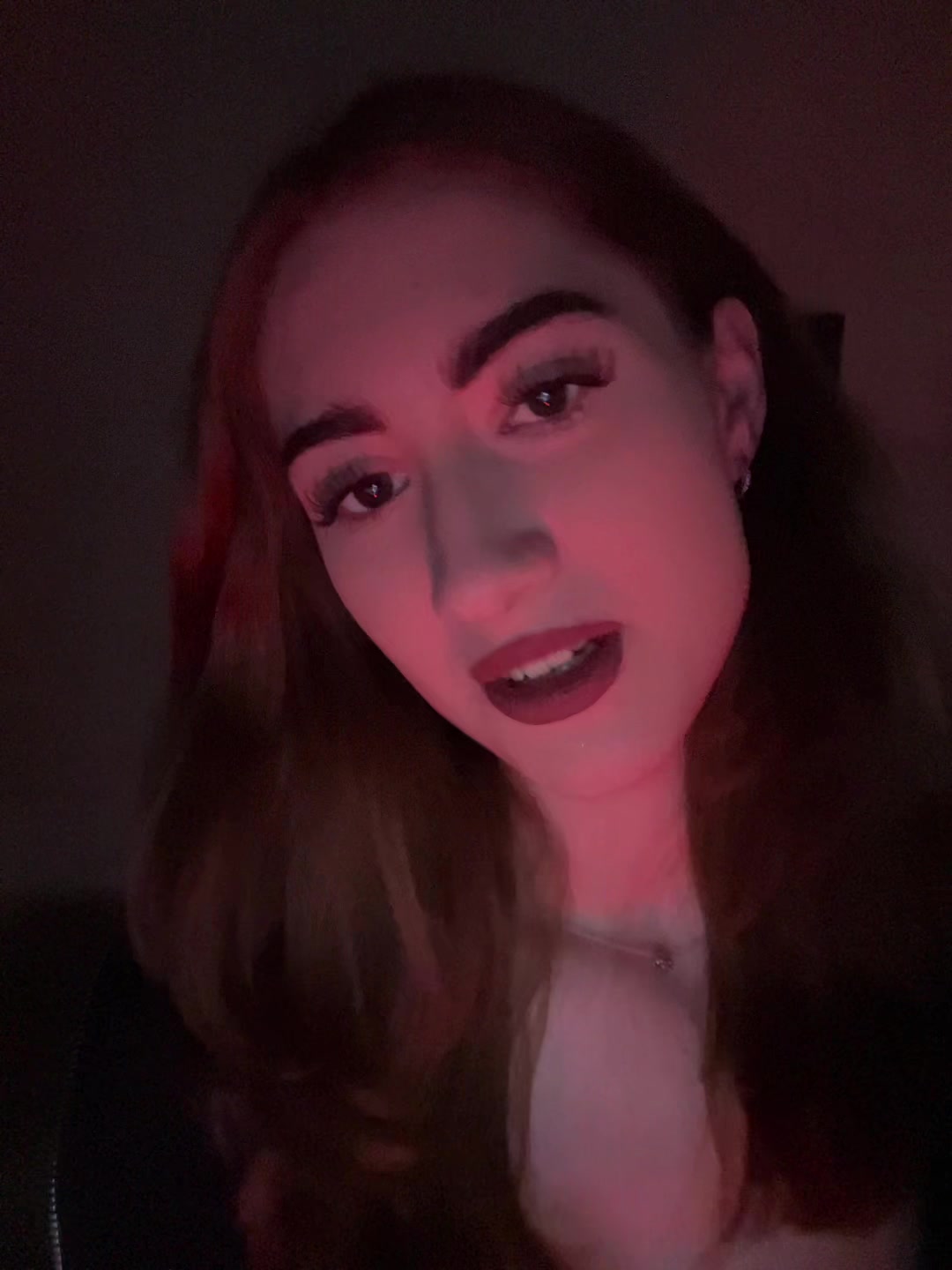 @AnnyMacauley