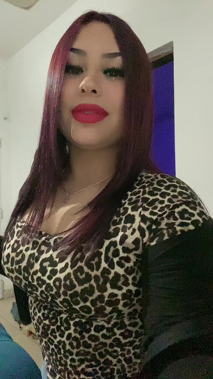 @cande213hr