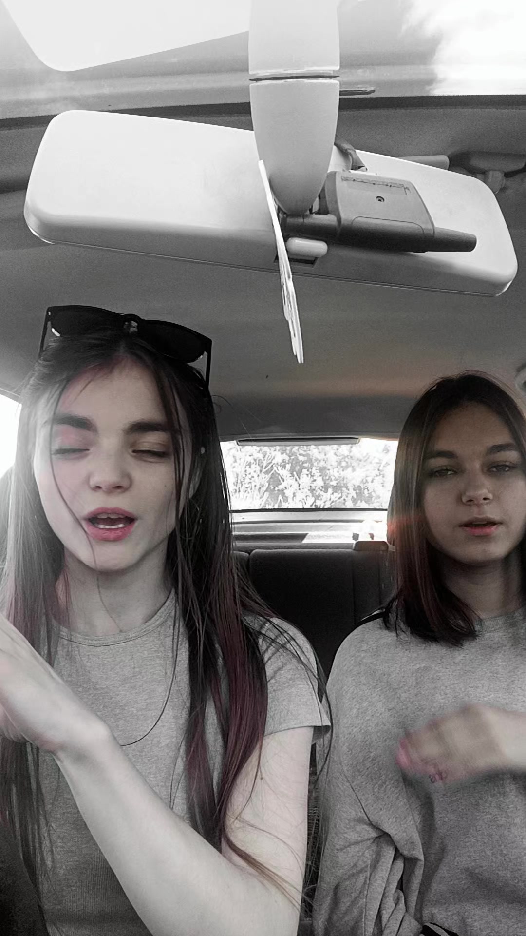 @Оле4ка_)
