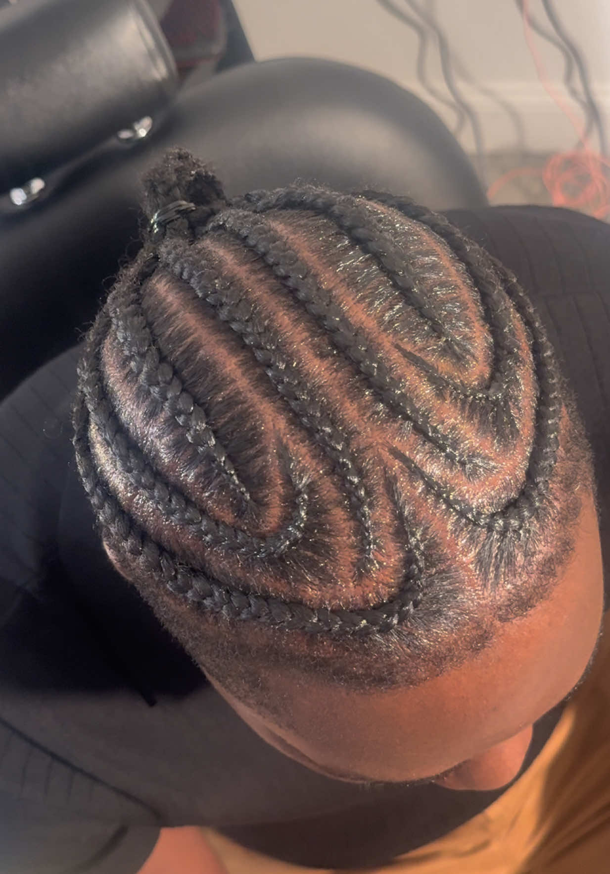 @Cape Cod Hairstylist ๐๐ฝโ๏ธ