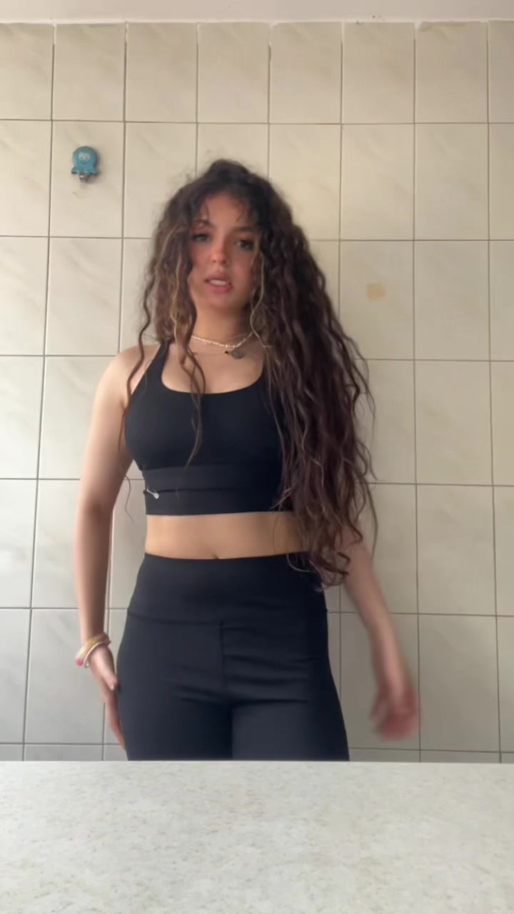 @anita