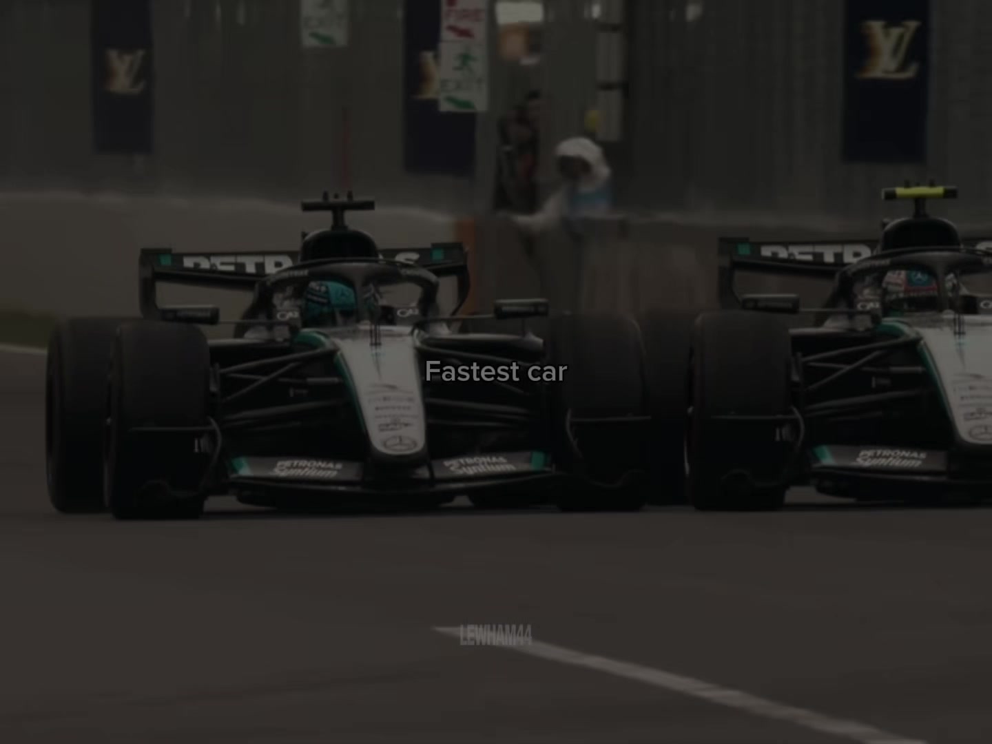 @𝐋𝐞𝐰𝐡𝐚𝐦⁴⁴
