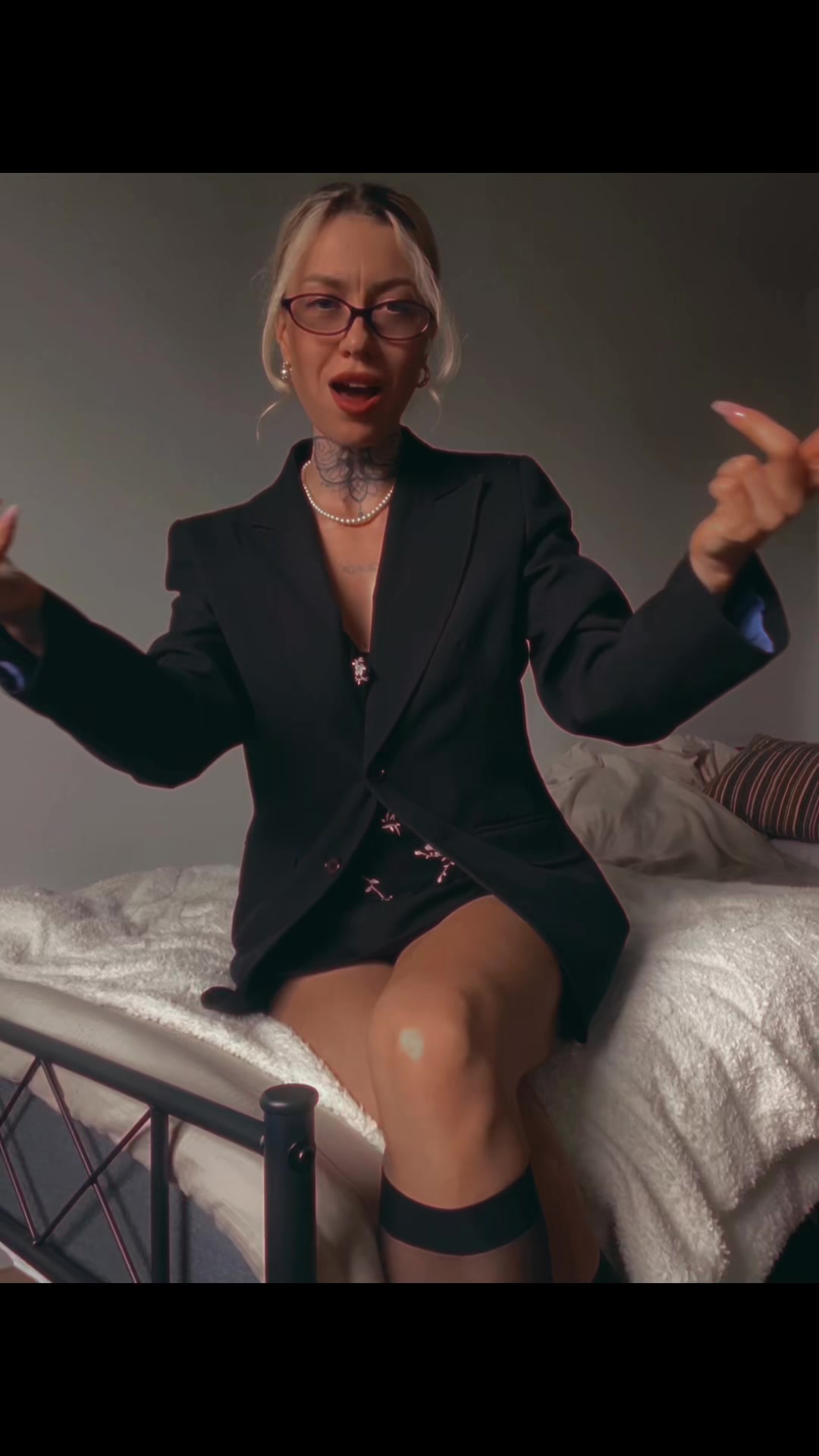 @Sia
