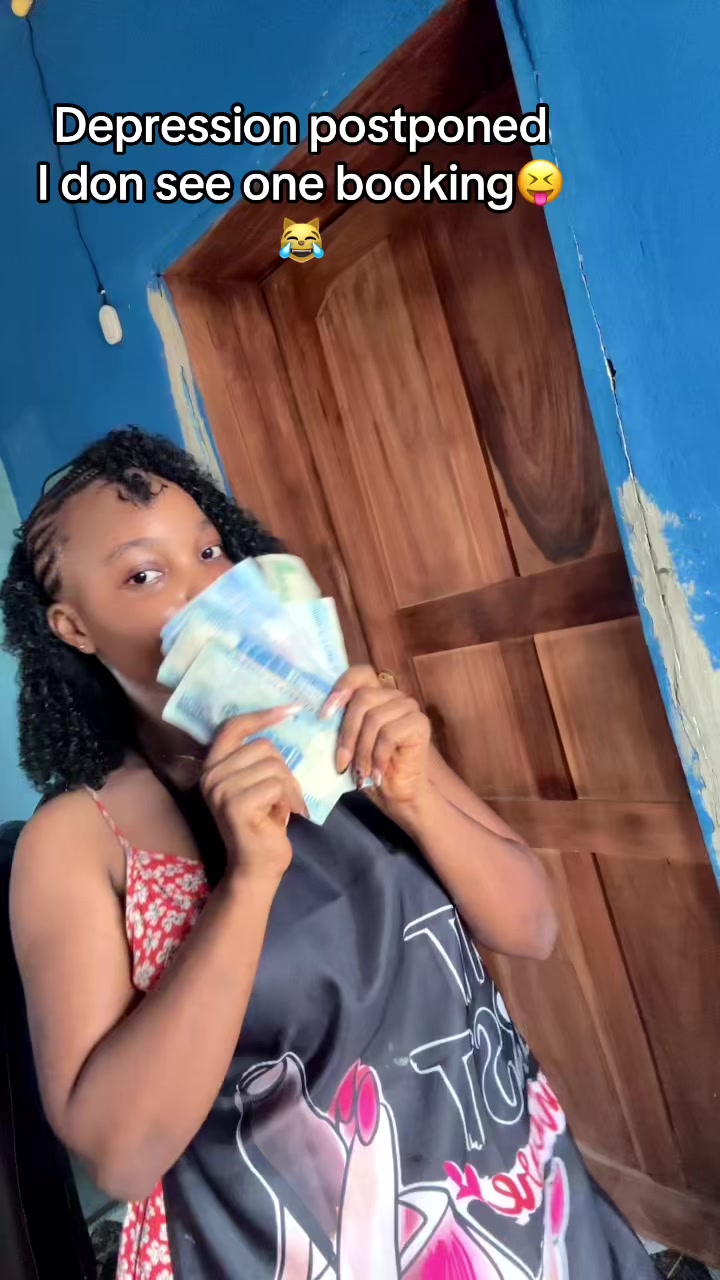 @NAIL TECH IN ABIOLA WAY ABATA