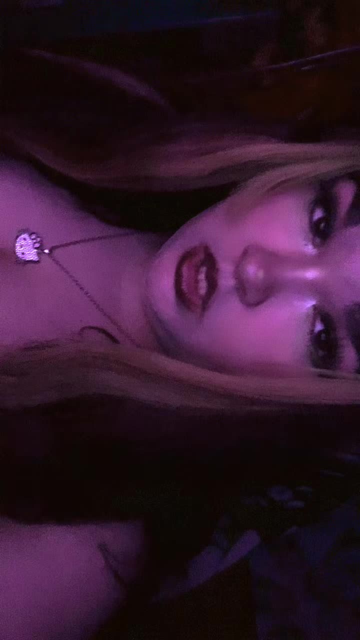 @JazzyCake