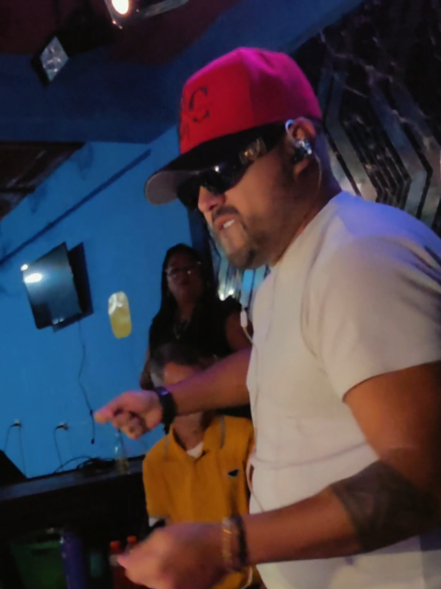 @DJANDERSON BRICE&Ntilde;O