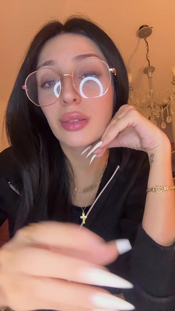 @juli mahsa
