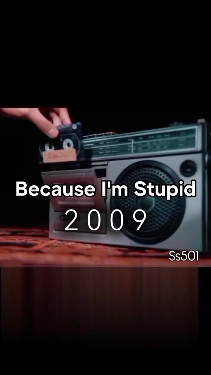 @Kokávecz