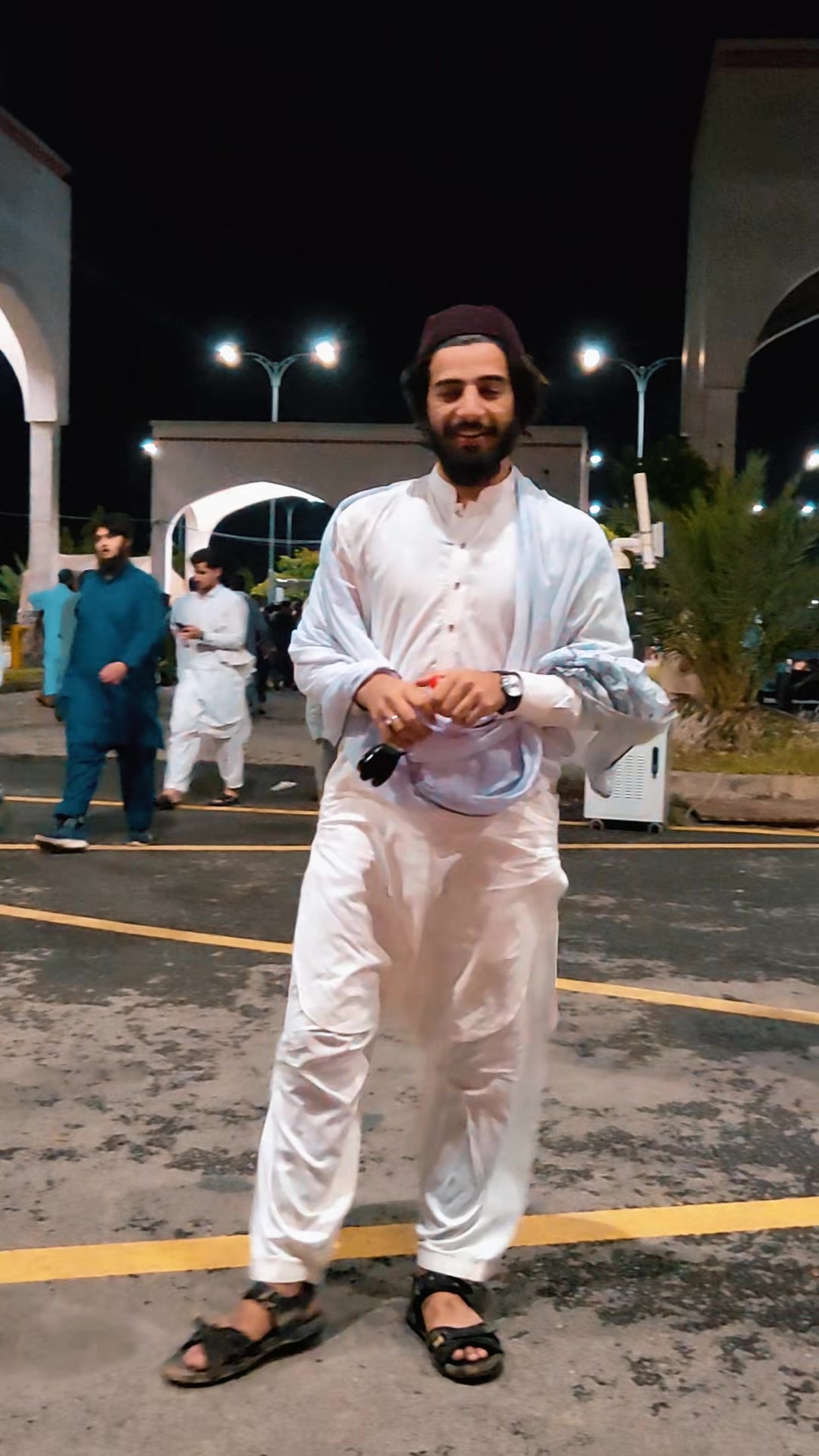 @عبدالمعز حیات اعوان ٹمن 🦢🤍