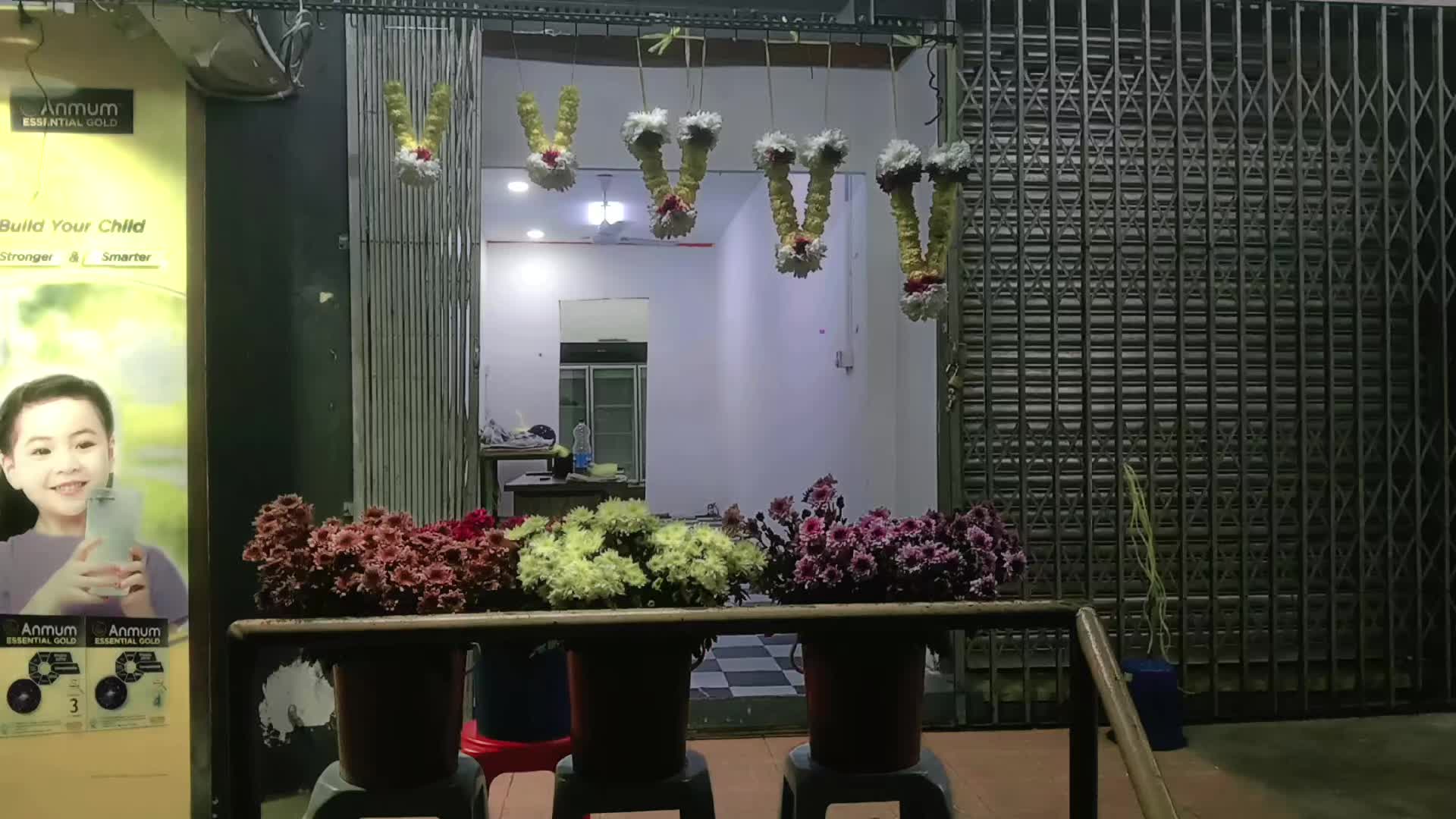 @priyakshara🫠🤍🦋
