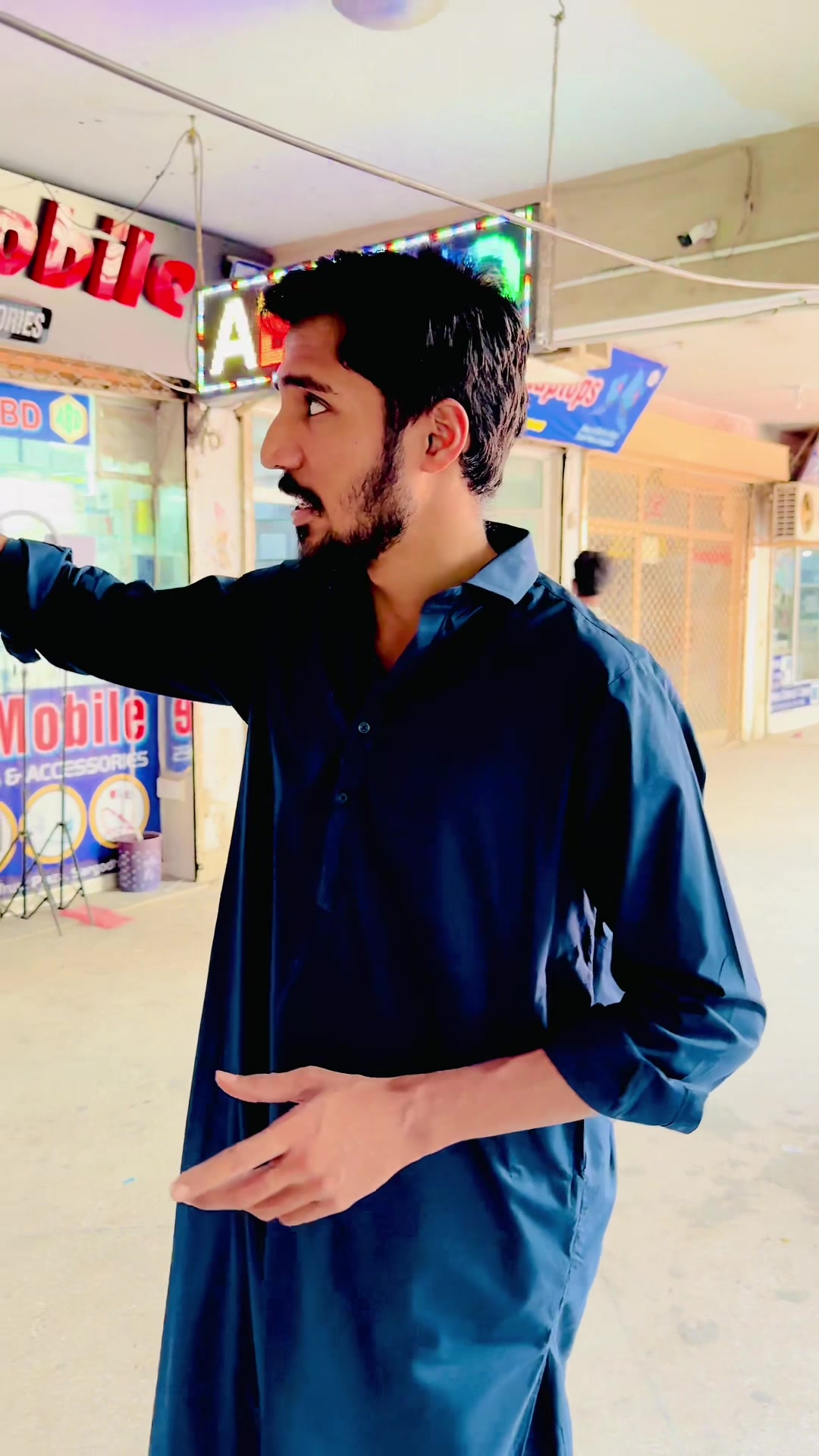 @Saad Mobiles Sargodha 