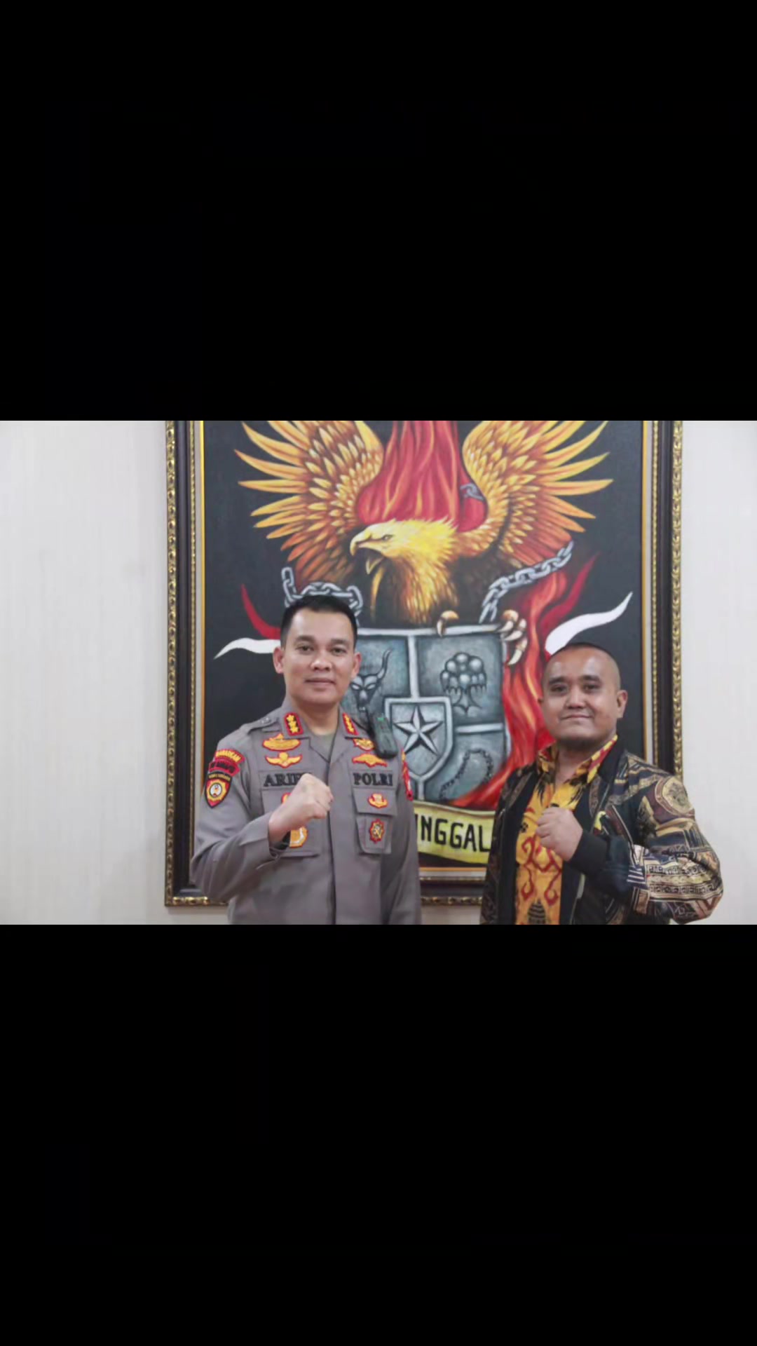 @Sanika Pratama 2000
