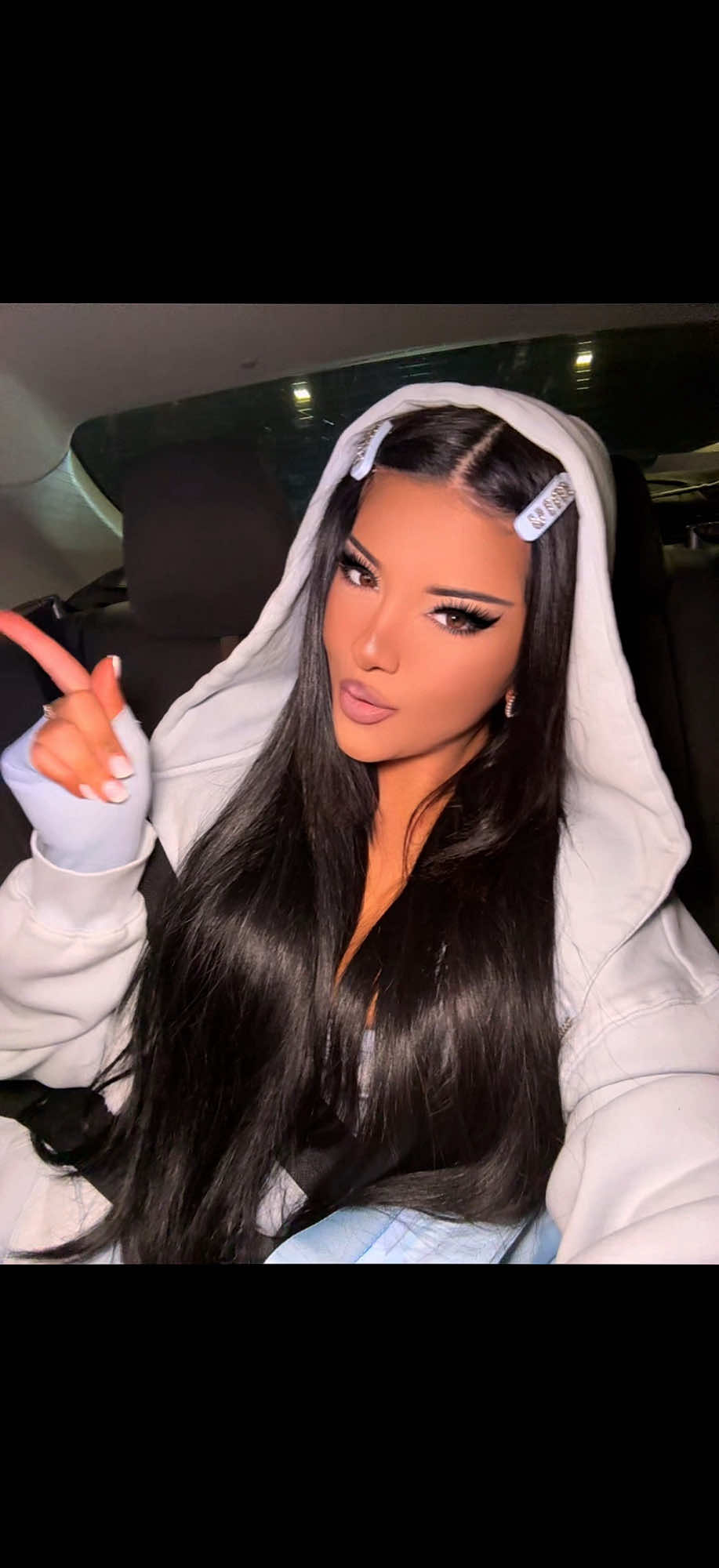 @movewithamk ♡