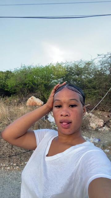 @itz_yourgirl_ren_