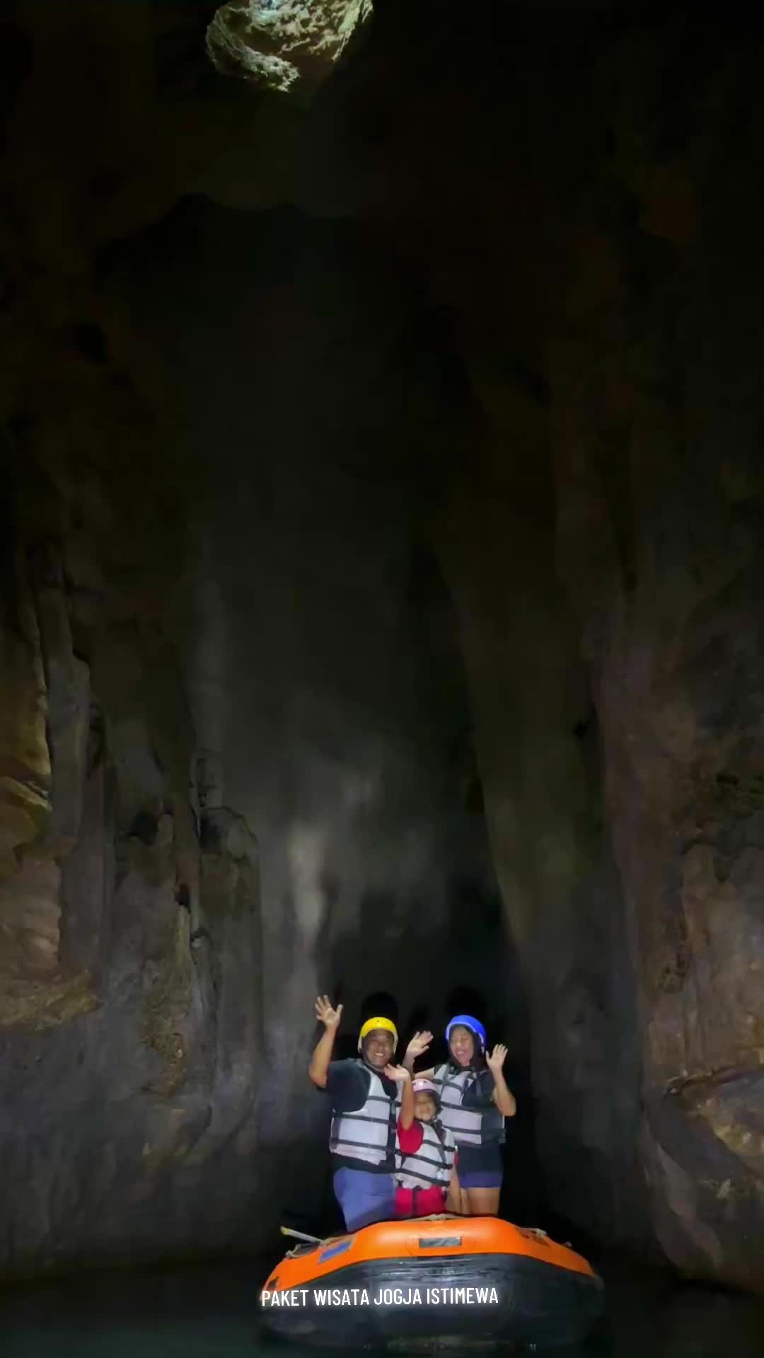 @PAKET WISATA JOGJA ISTIMEWA