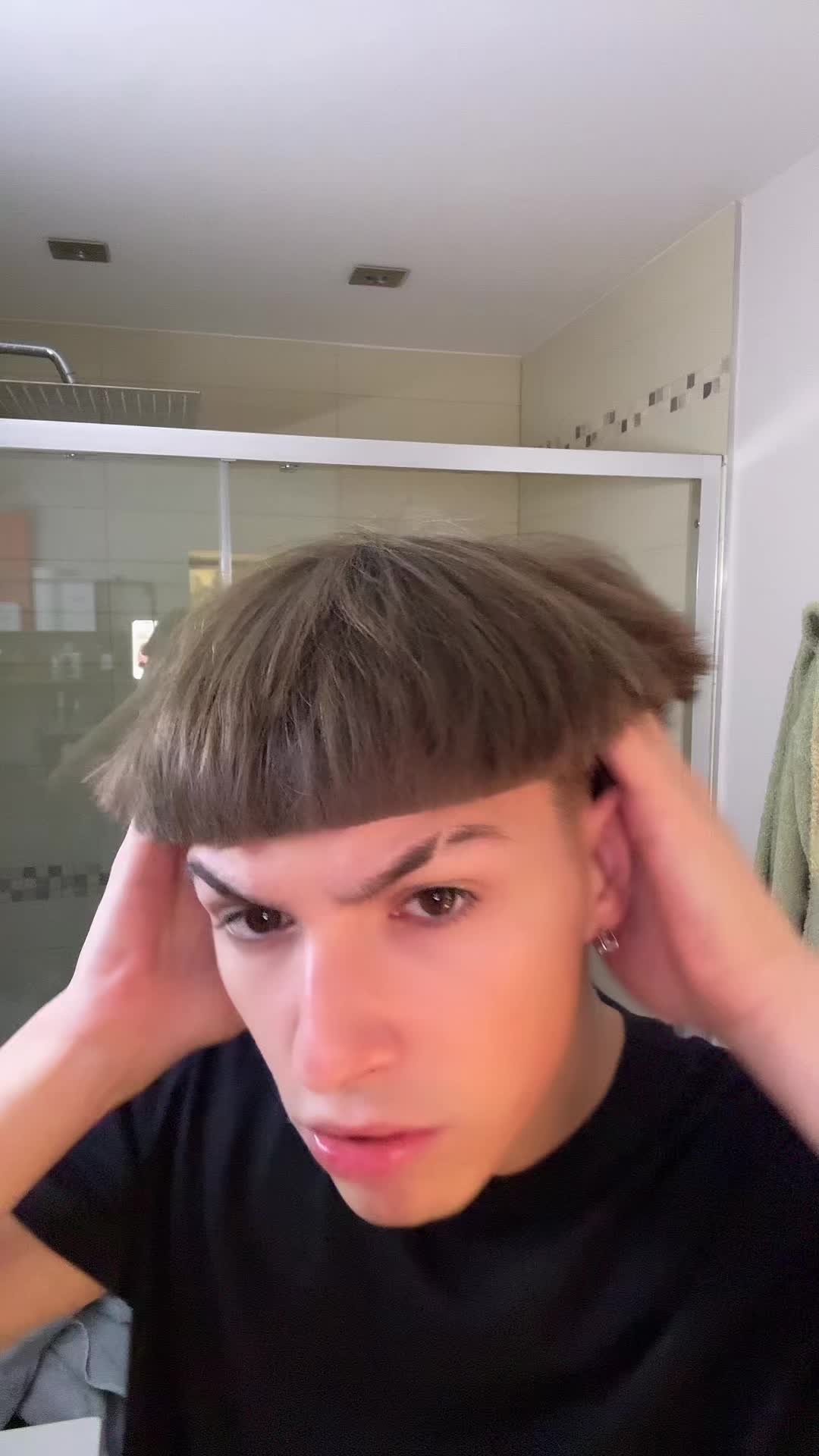 @Eloan_vnr 💇