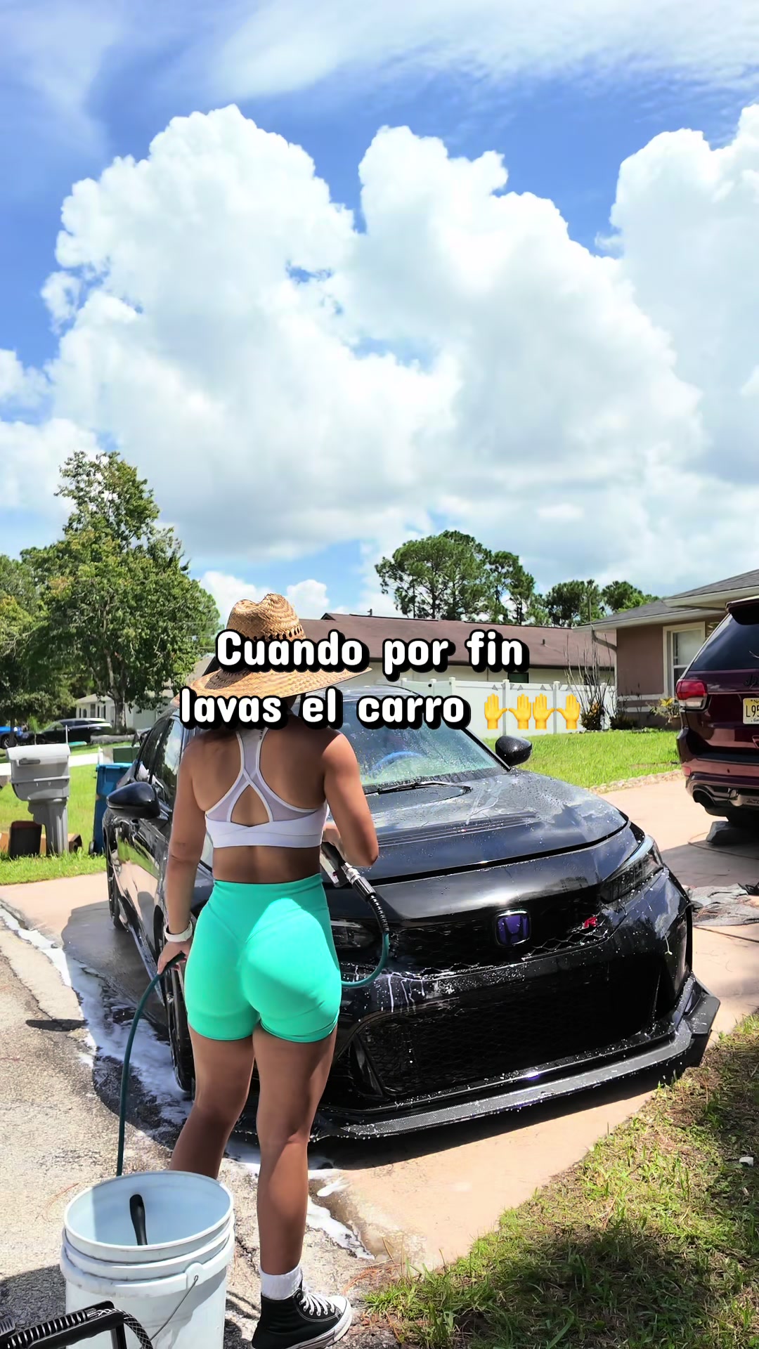 @Adriana