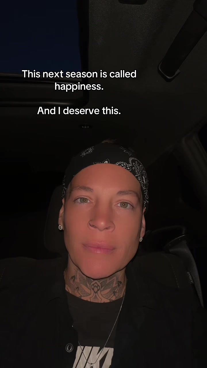 @Crazyauntchronicles