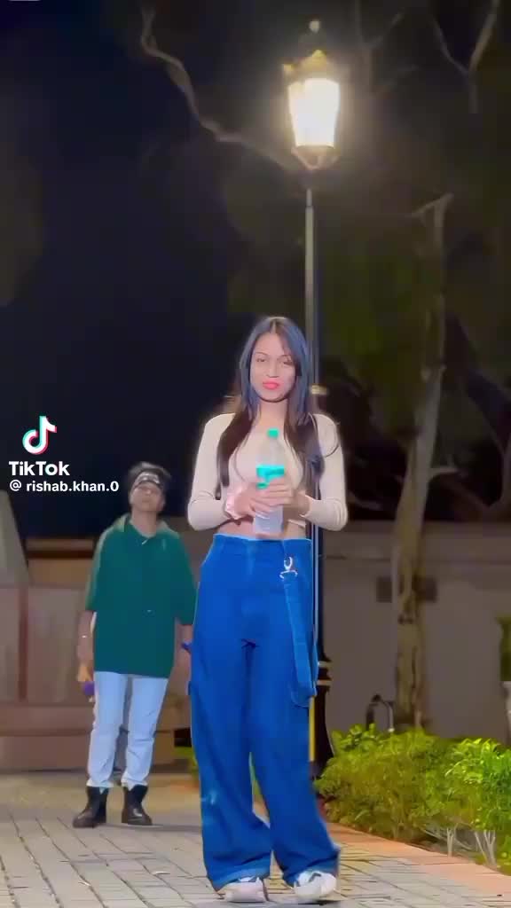 @cute Shivani . 05