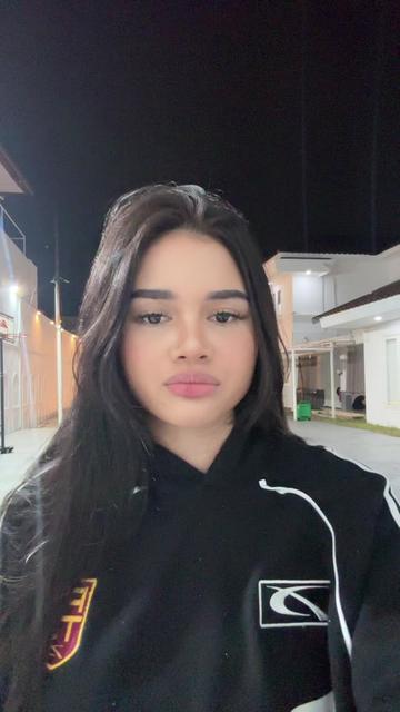 @wassuprachel 👀