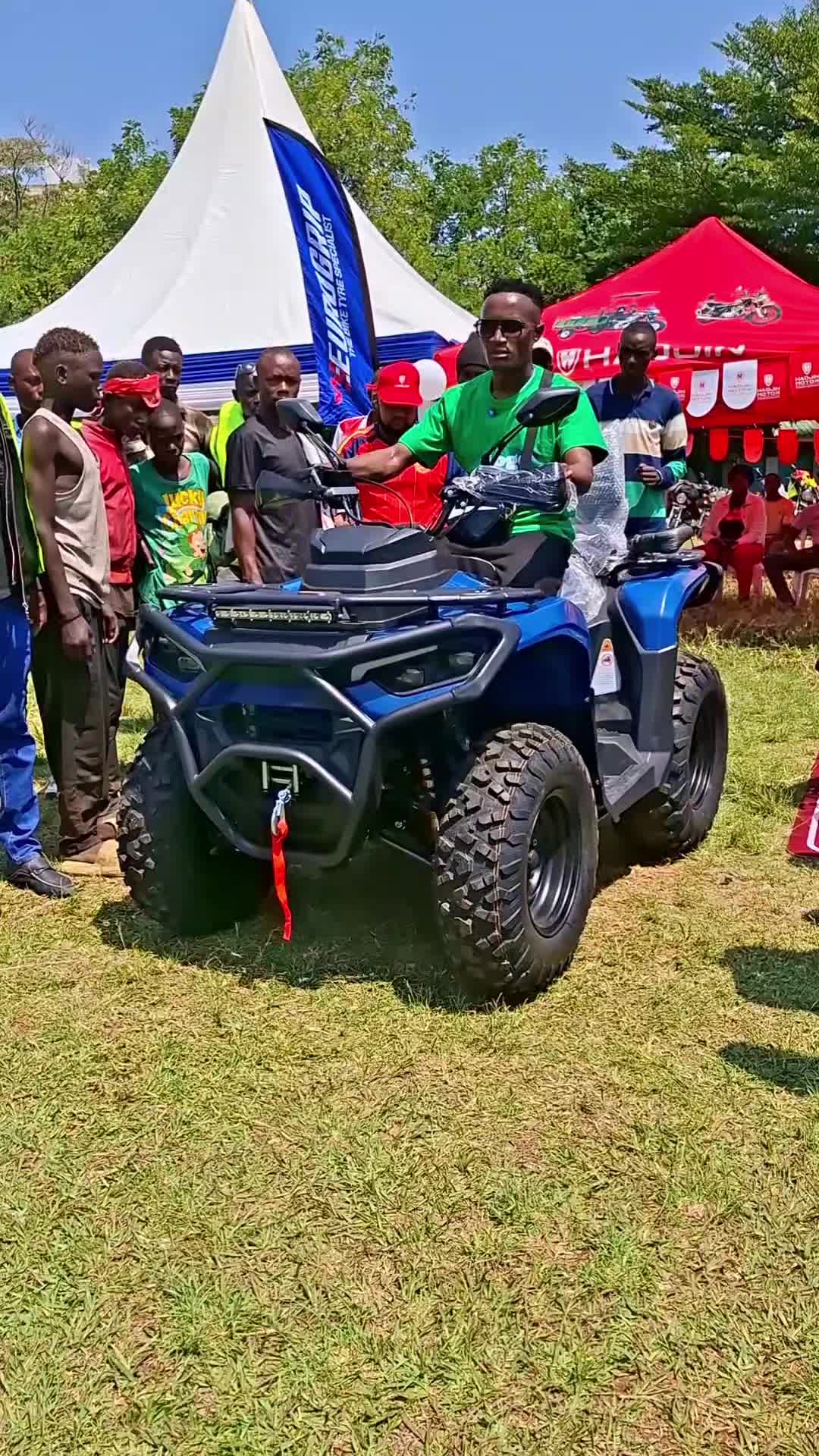 @DOLLY JOURNEY➡️🚶♂️🏍🌅🇰🇪