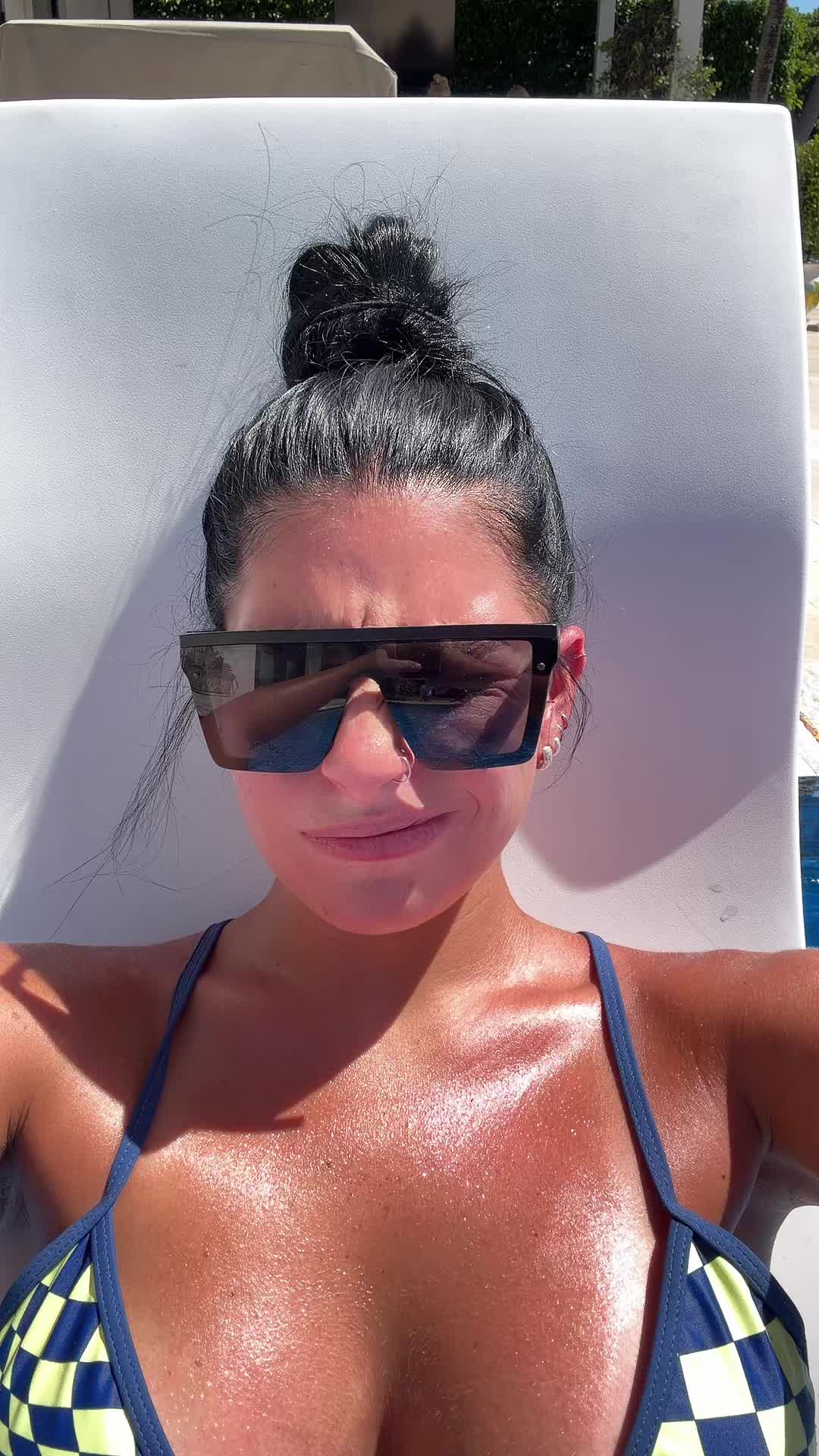 @avabowersss