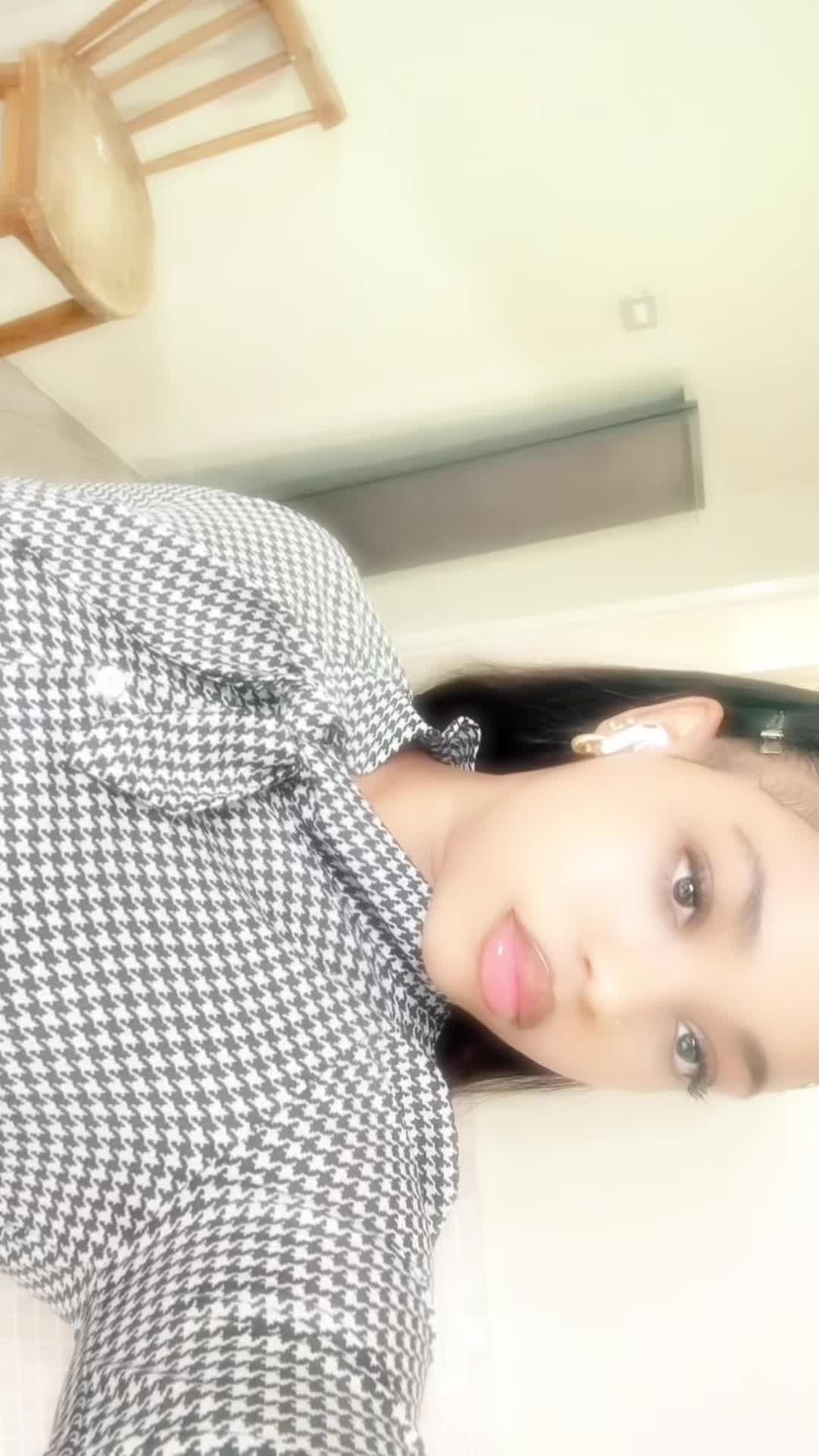 @๐ MISS.VEE ๐