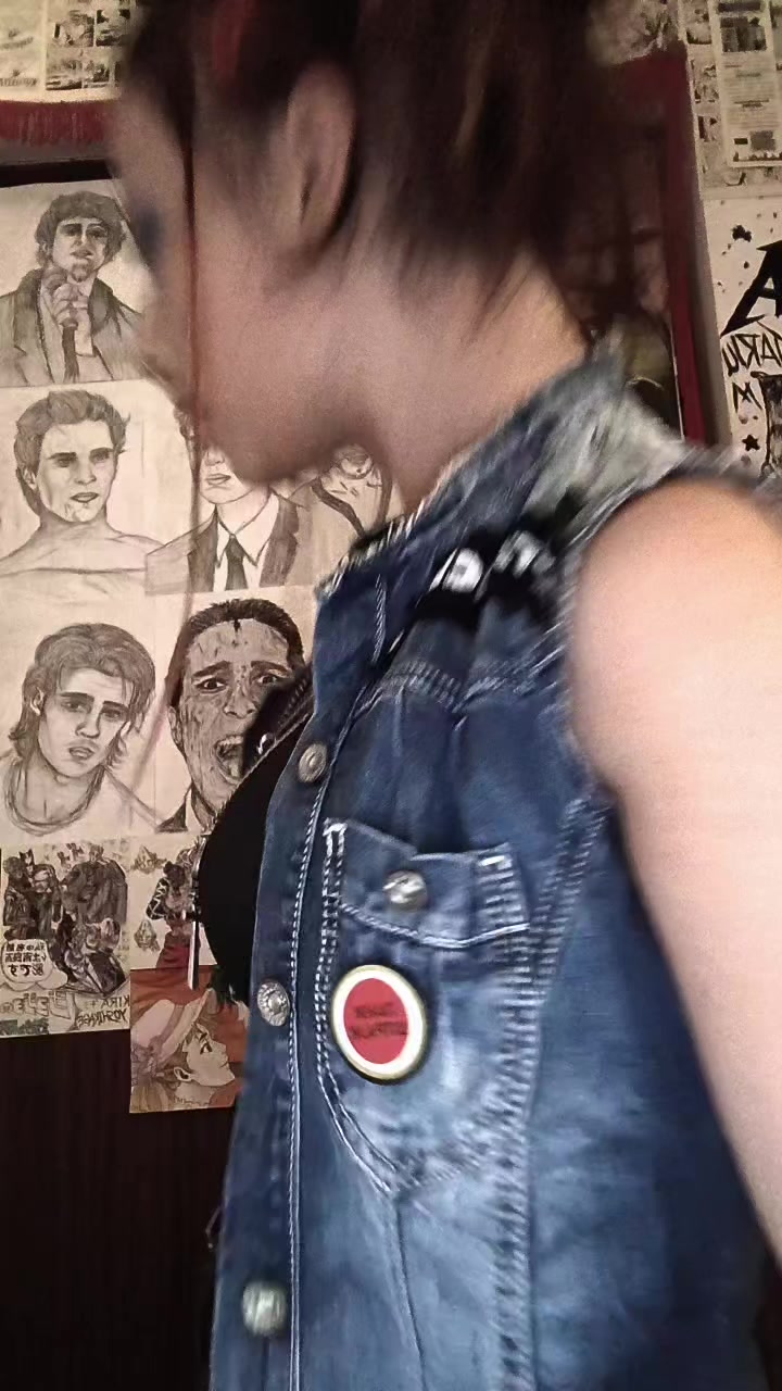 @Emilija🗡️