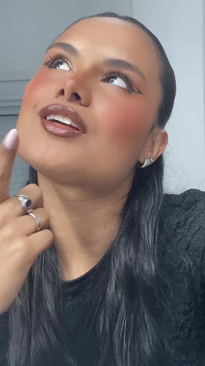 @Ana