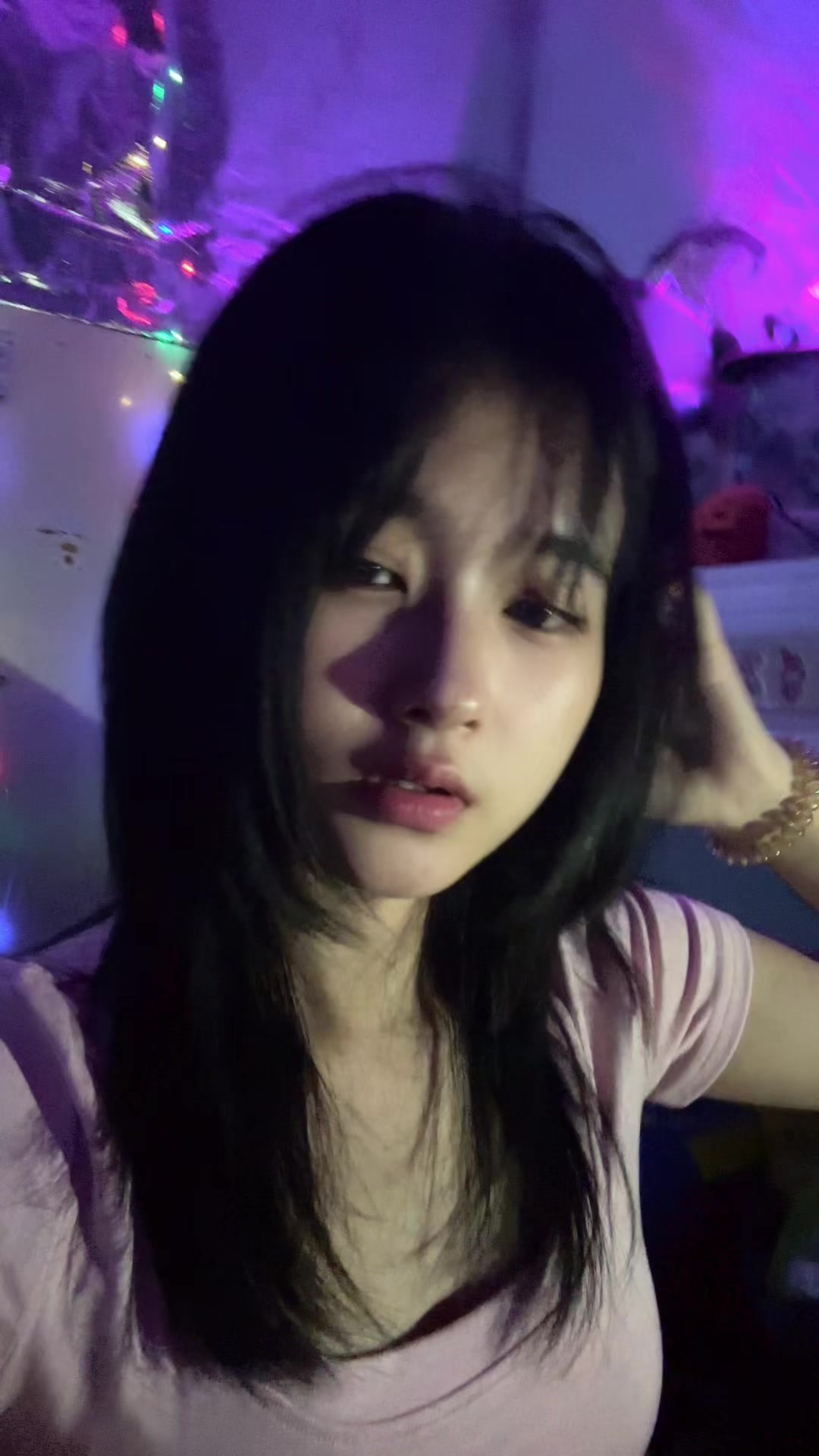 @Thiri Htet San💋