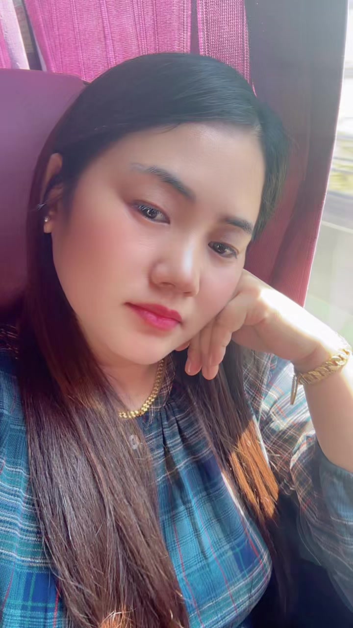 @💞PARBATI WAIBA💞🇰🇷