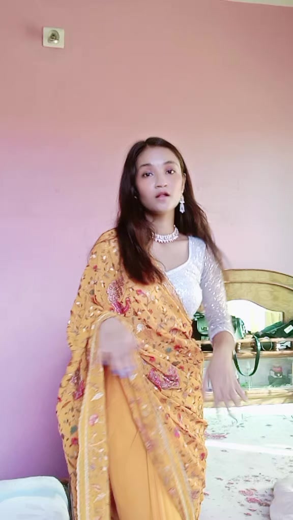 @Samjhana Gyawali 🧿🎀
