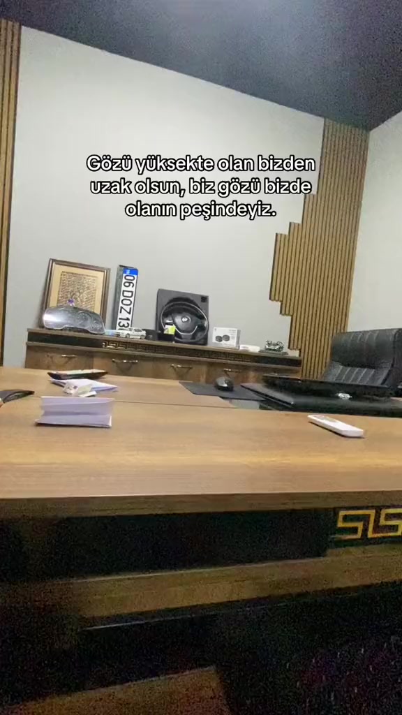 @Sudeloraa
