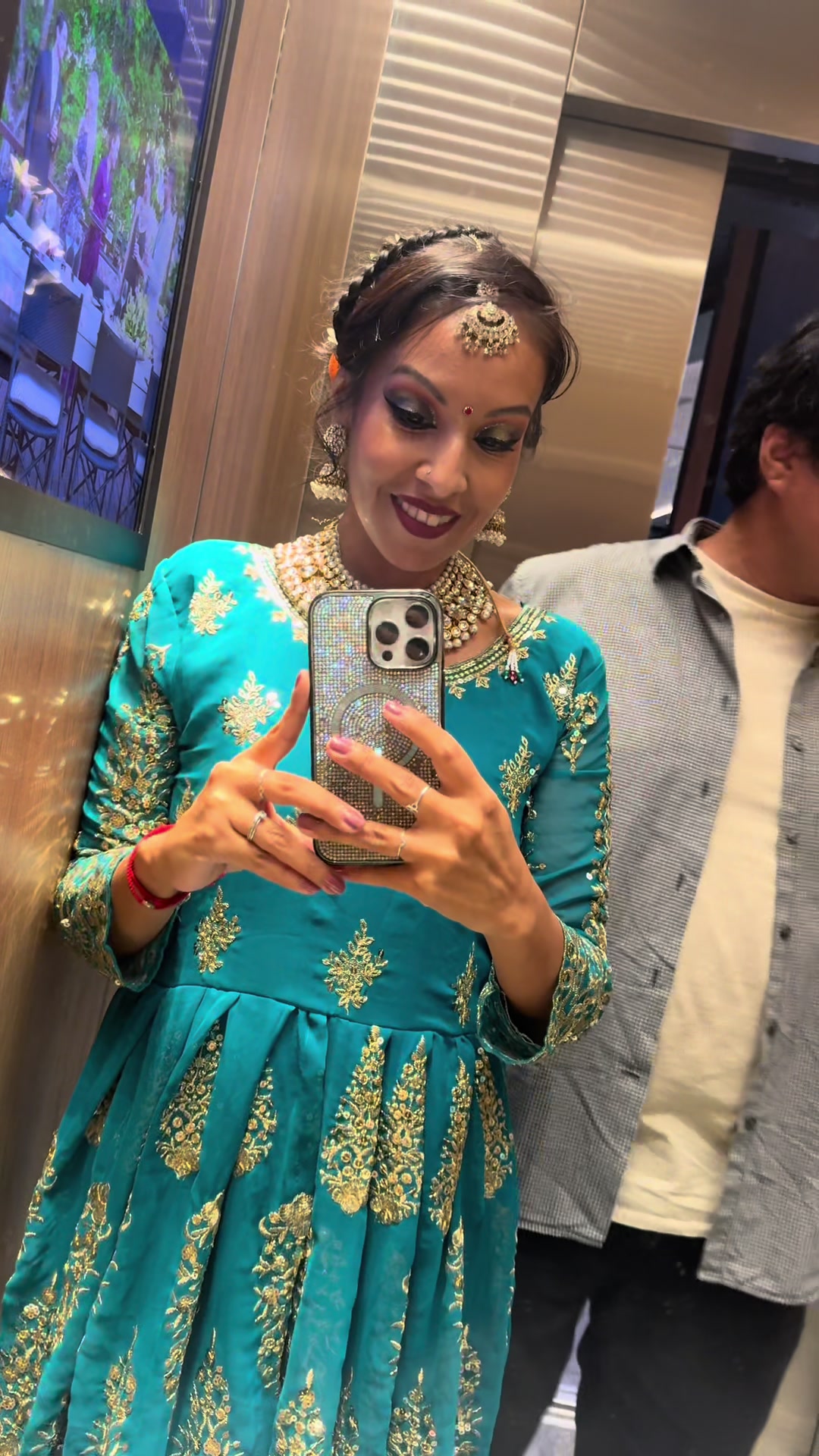 @✨Anju 💜 | Bollywood✨