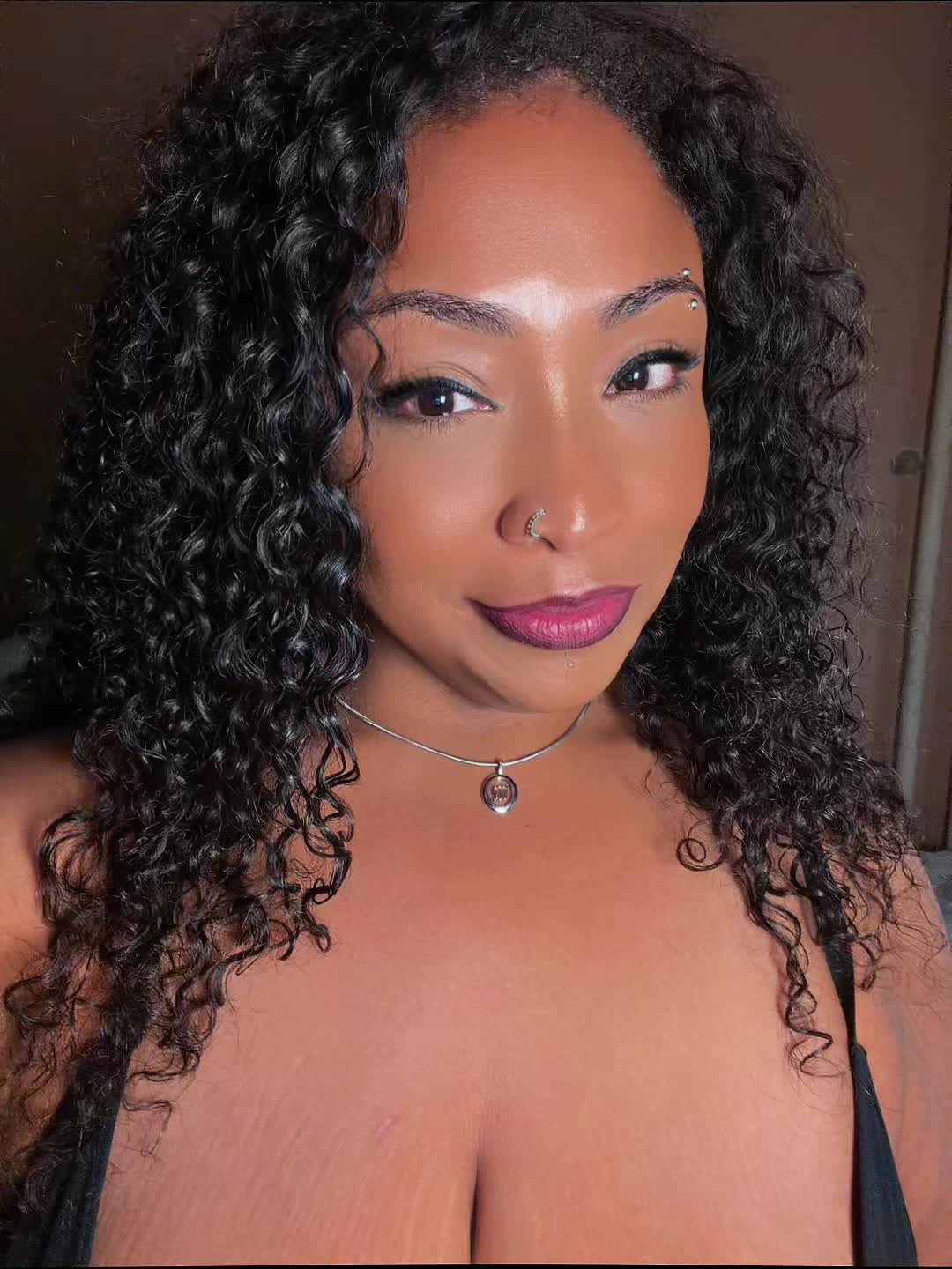 @KurvyKary