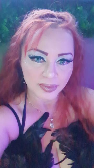 @Emperatriz