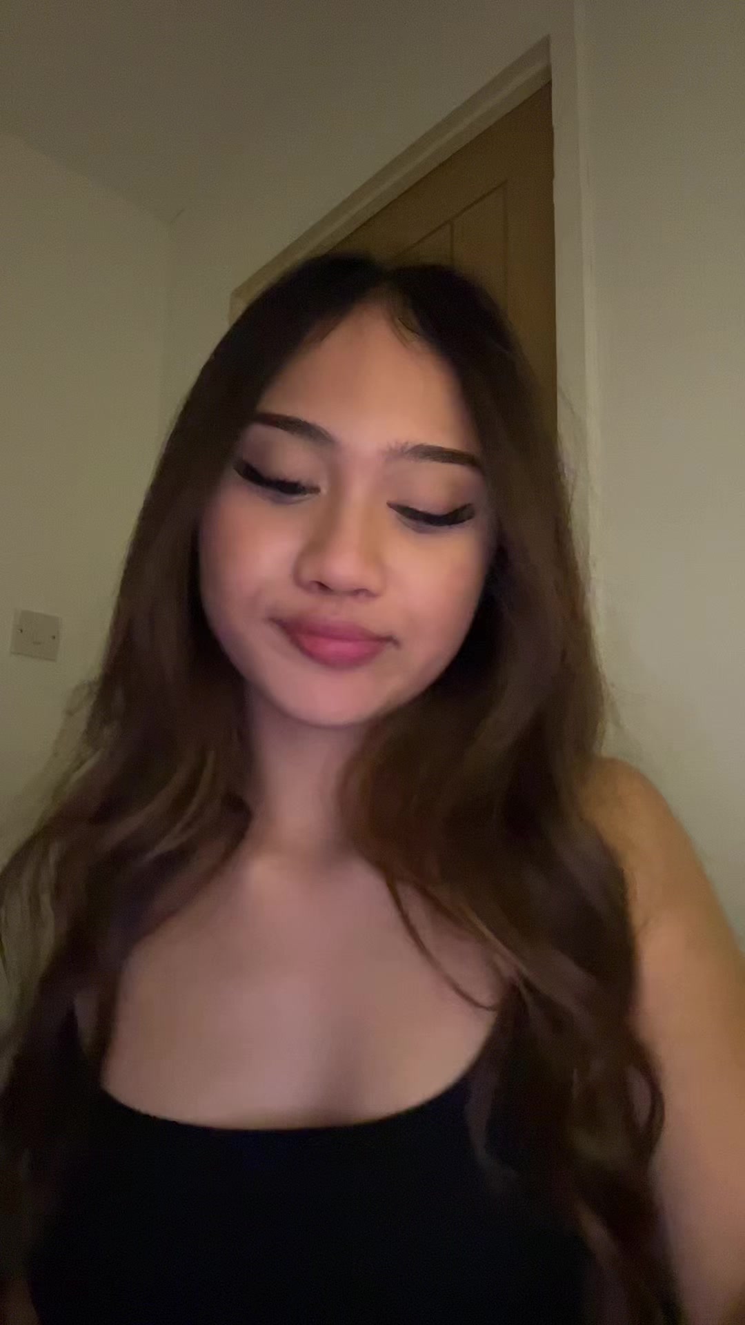 @zyra