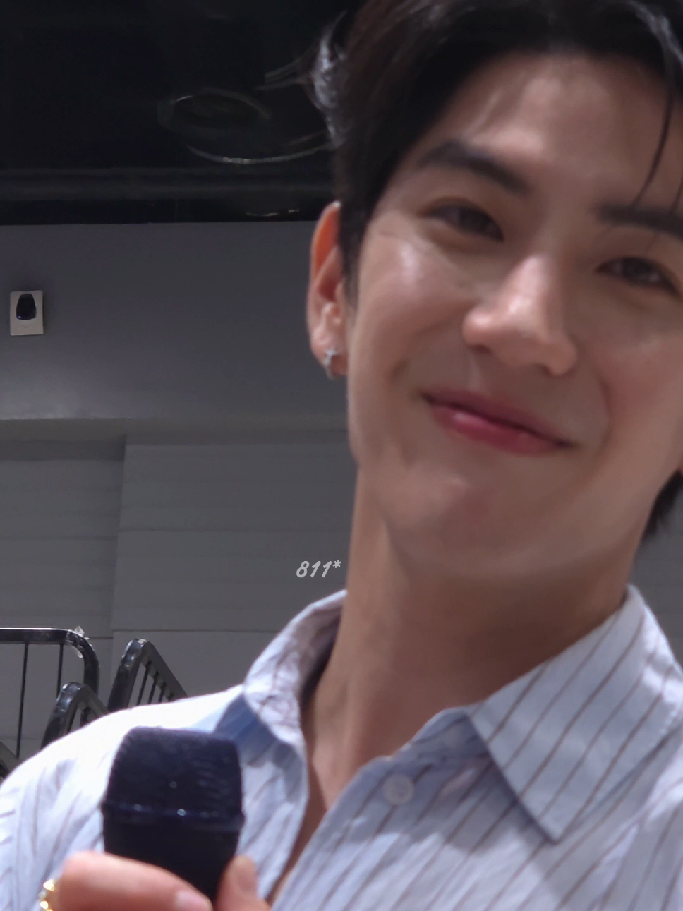 @811~