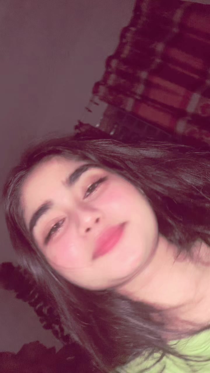 @Ugly🫠