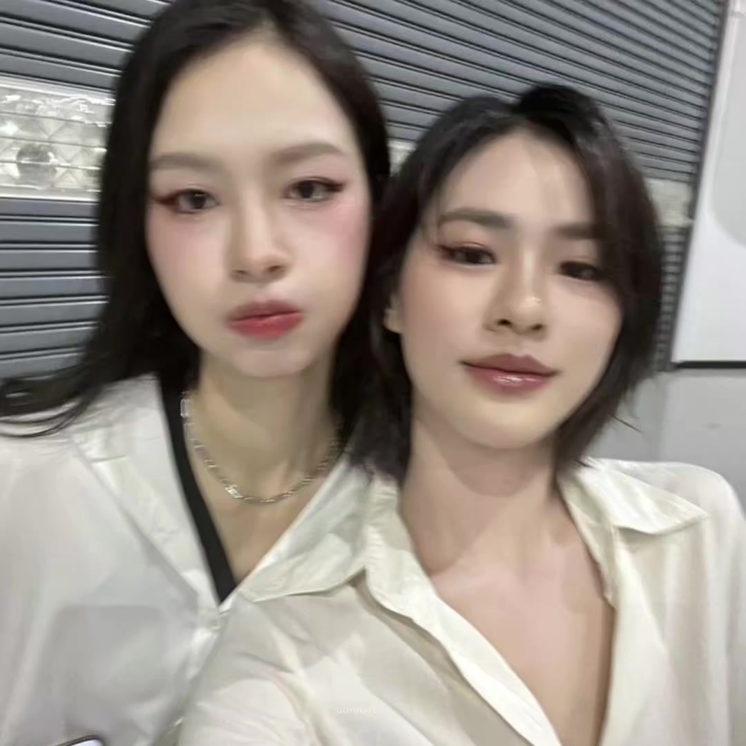 @𝐕