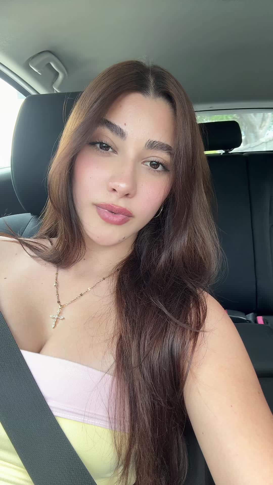 @_sheylan_