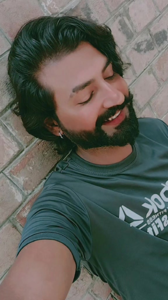 @《.Sonu.》(".✌️ ) jutt LHR✌️