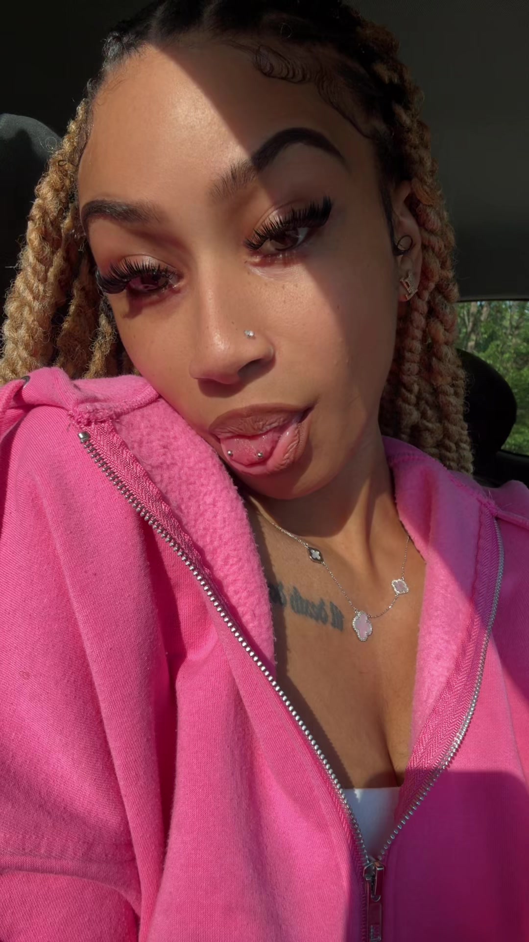 @L A I I🩵