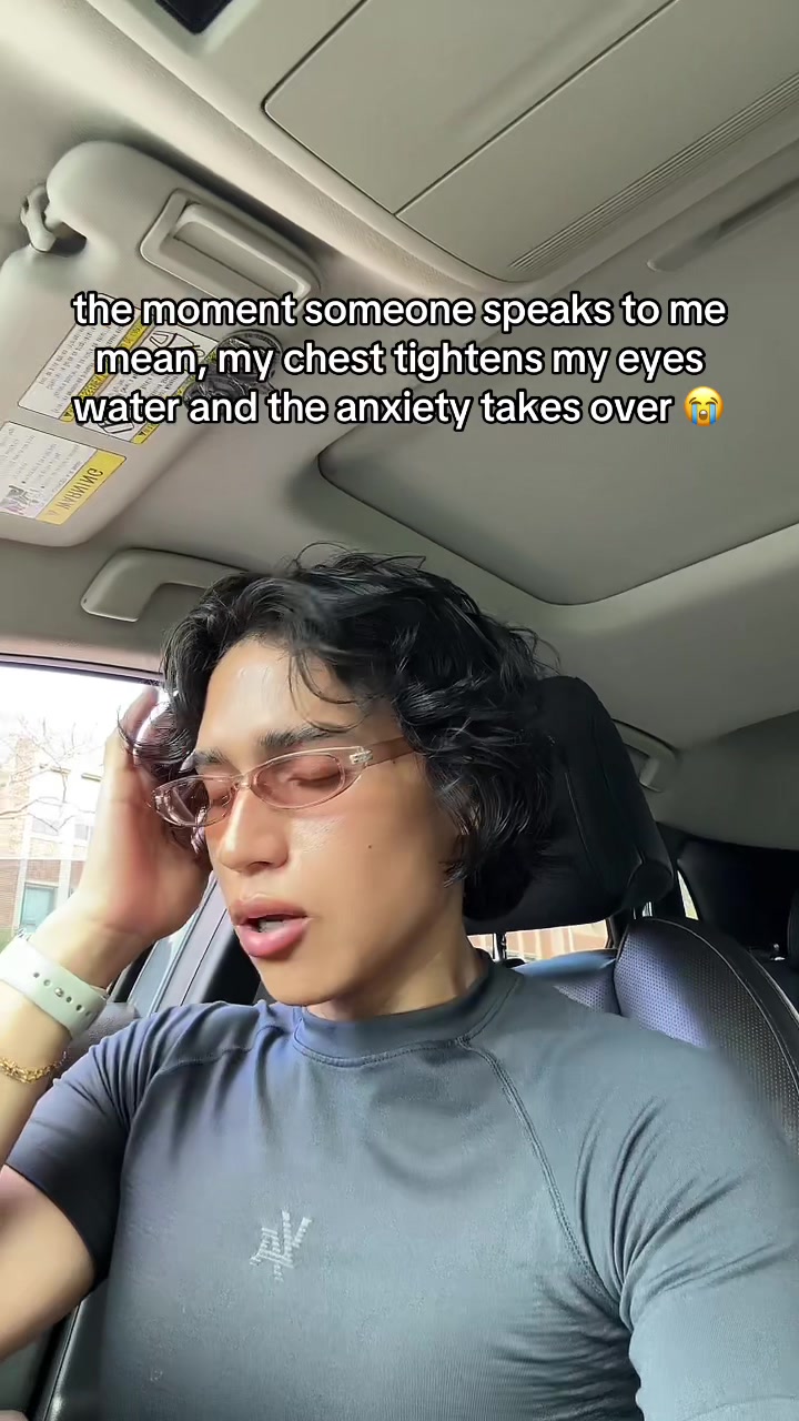 @Chrisg094