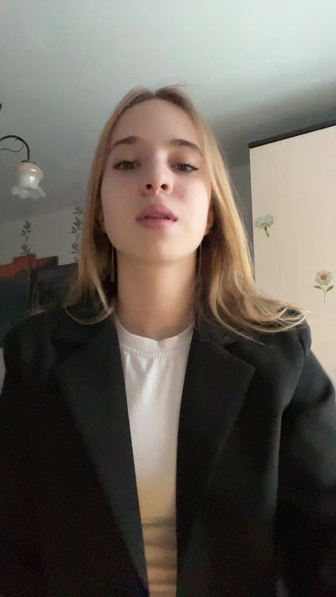 @𝐃