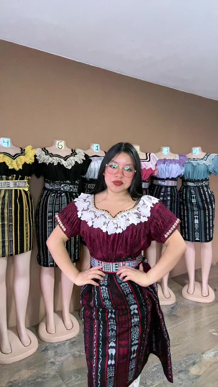 @vickyajqui11