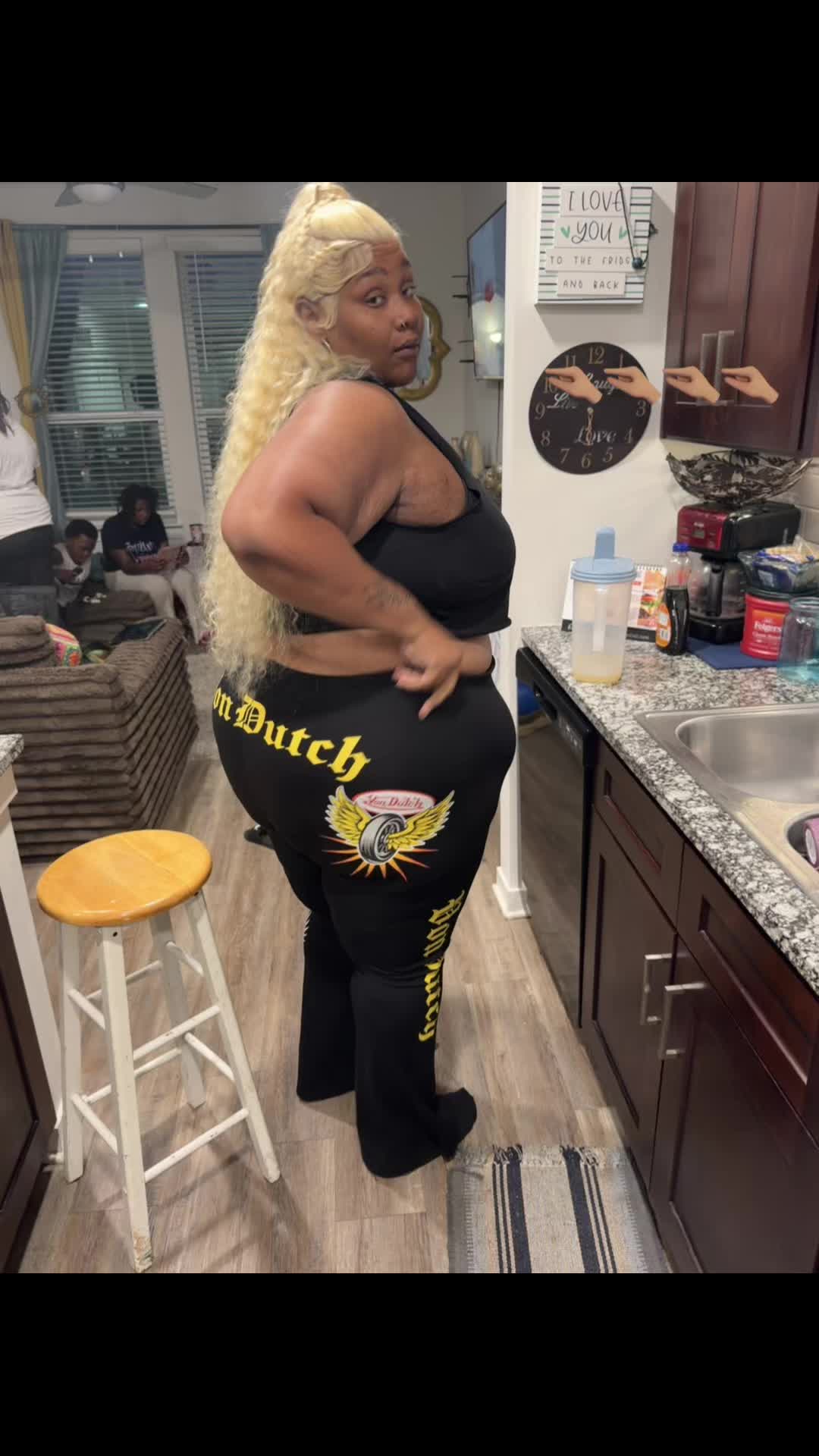 @BIG FEE