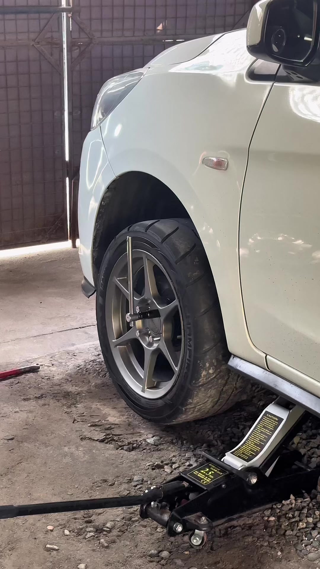 @Mid | Atelier Auto Detail